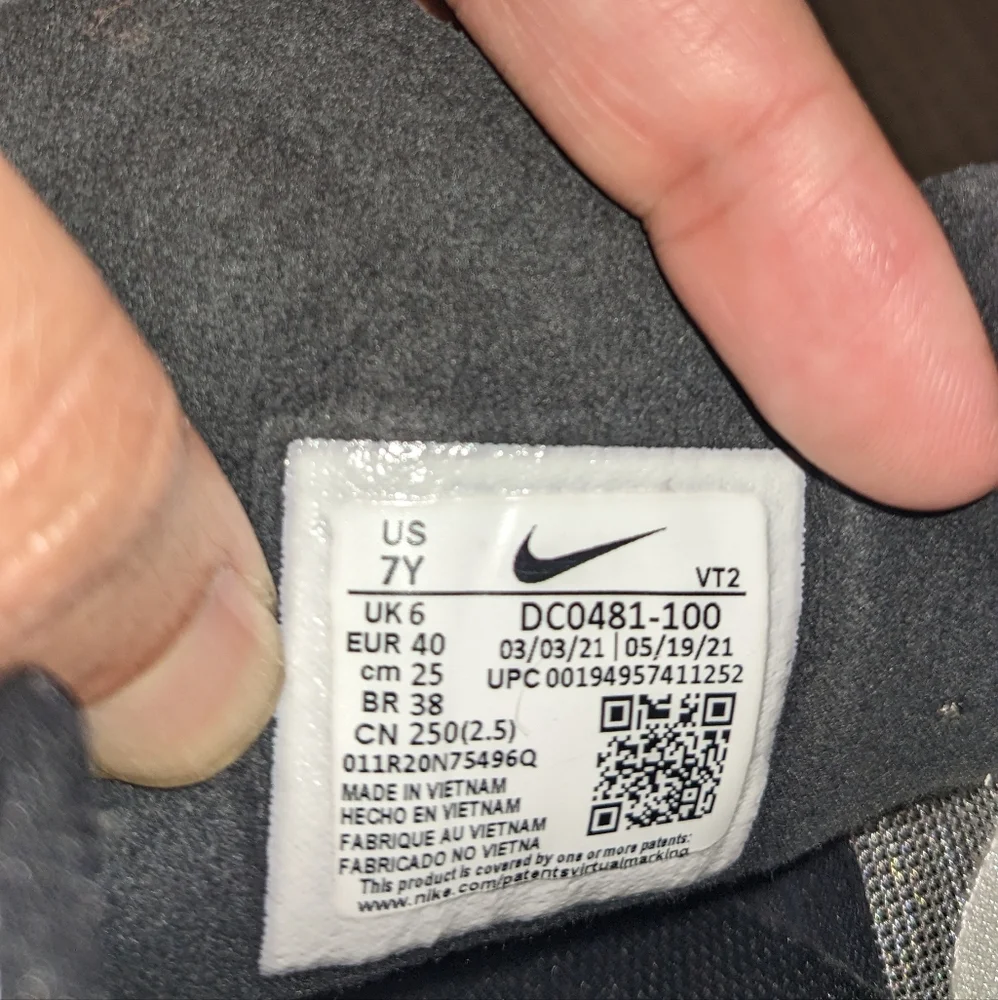 Nike Waffle One - Picture 4 of 4